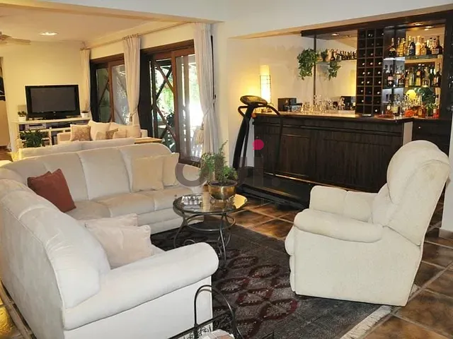 Casa com 5217m² 5 quartos e 2 banheiros, à venda, no bairro Jardim Dona Sinhá em São Paulo