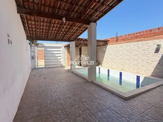 Casa 3 quartos e 2 banheiros, para alugar, no bairro Cohab São Francisco em Petrolina