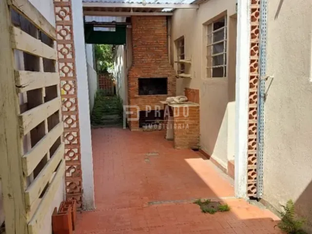 Casa com 225m² 2 quartos e 2 banheiros, à venda, no bairro Centro em Pelotas
