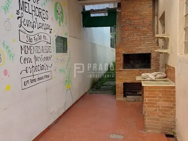Casa com 225m² 2 quartos e 2 banheiros, à venda, no bairro Centro em Pelotas