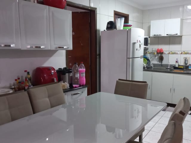 Casa 3 quartos e 1 banheiro, à venda, no bairro Novo Aarão Reis em Belo Horizonte