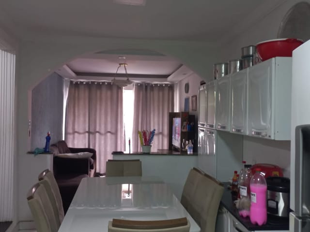 Casa 3 quartos e 1 banheiro, à venda, no bairro Novo Aarão Reis em Belo Horizonte