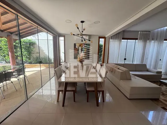 Casa com 360m² 4 quartos e 5 banheiros, à venda, no bairro Residencial Tivoli II em Bauru