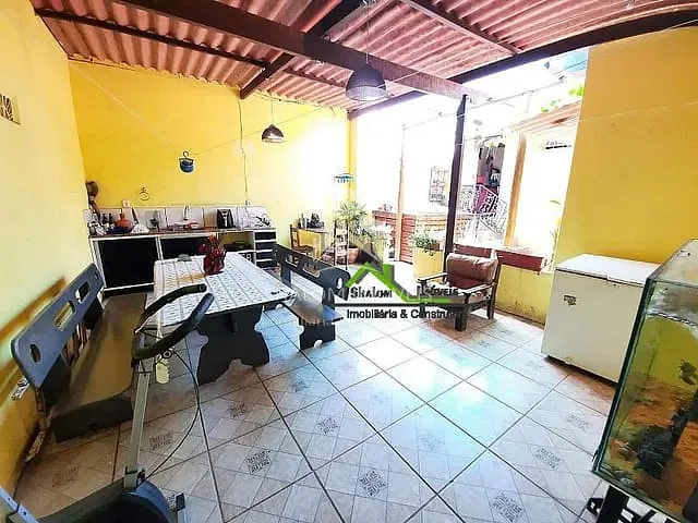 Casa com 394m² 2 quartos e 1 banheiro, à venda, no bairro Santa Maria em Contagem