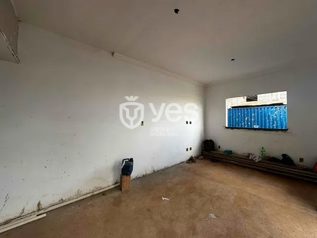 Casa com 112m² 2 quartos e 2 banheiros, à venda, no bairro Parque das Mangabeiras em Araxá