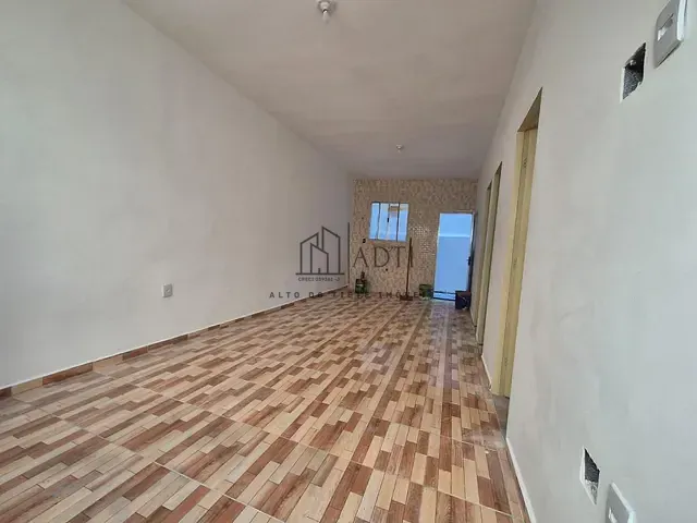 Casa 2 quartos e 1 banheiro, para alugar, no bairro Jardim Aeroporto I em Mogi das Cruzes