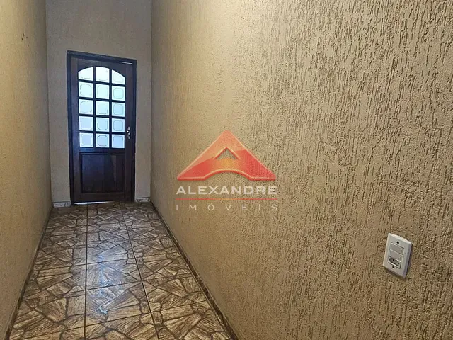 Casa com 150m² 4 quartos e 2 banheiros, à venda, no bairro Vila Industrial em São José dos Campos