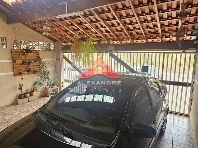 Casa com 150m² 4 quartos e 2 banheiros, à venda, no bairro Vila Industrial em São José dos Campos