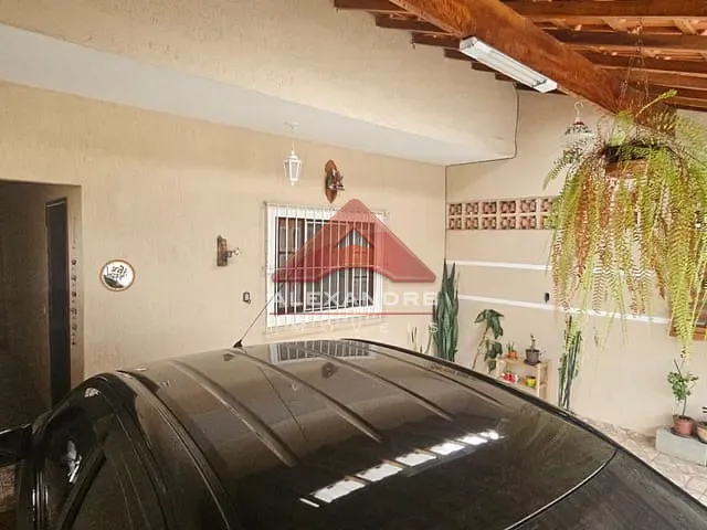 Casa com 150m² 4 quartos e 2 banheiros, à venda, no bairro Vila Industrial em São José dos Campos