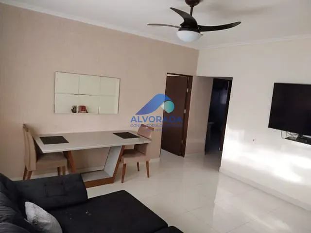 Casa com 300m² 3 quartos e 2 banheiros, à venda, no bairro Santana em São José dos Campos