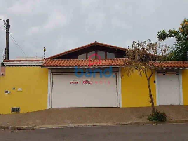 Casa com 600m² 3 quartos e 4 banheiros, à venda, no bairro Parque Residencial Rafael Alcala em Porto Feliz