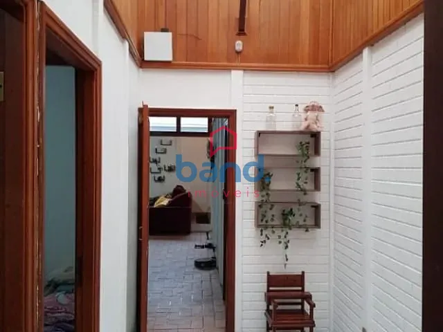 Casa com 600m² 3 quartos e 4 banheiros, à venda, no bairro Parque Residencial Rafael Alcala em Porto Feliz