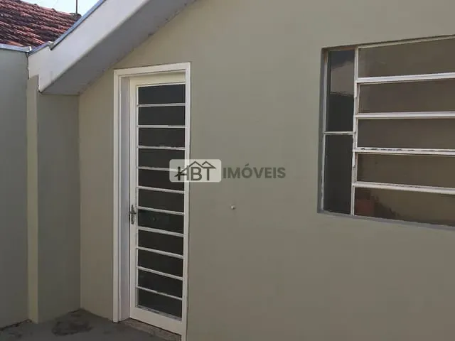 Casa com 200m² 3 quartos e 1 banheiro, à venda, no bairro Núcleo Residencial Edison Bastos Gasparini em Bauru