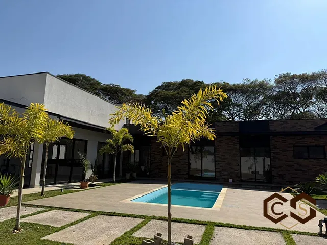 Chácara com 1031m² 3 quartos e 4 banheiros, à venda, no bairro Parque das Bandeiras 2 em Indaiatuba
