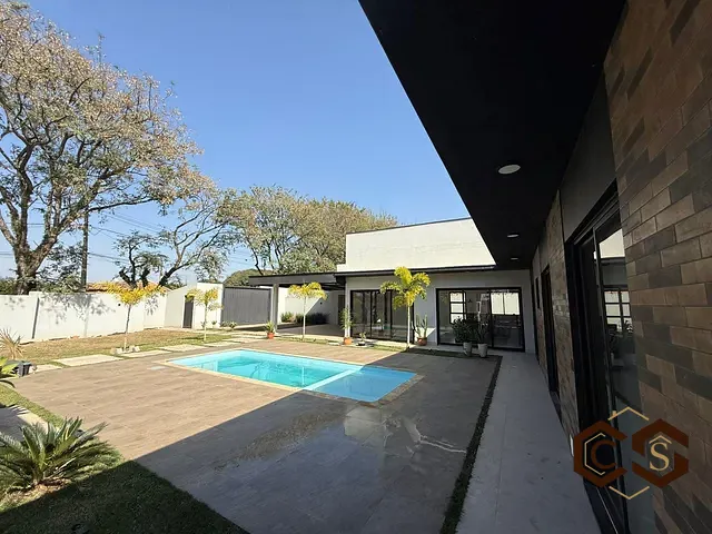 Chácara com 1031m² 3 quartos e 4 banheiros, à venda, no bairro Parque das Bandeiras 2 em Indaiatuba