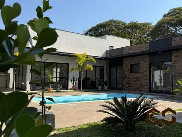 Chácara com 1031m² 3 quartos e 4 banheiros, à venda, no bairro Parque das Bandeiras 2 em Indaiatuba