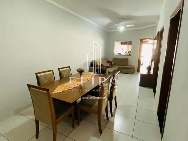 Casa com 150m² 2 quartos e 2 banheiros, à venda, no bairro Jardim Esplanada em Americana