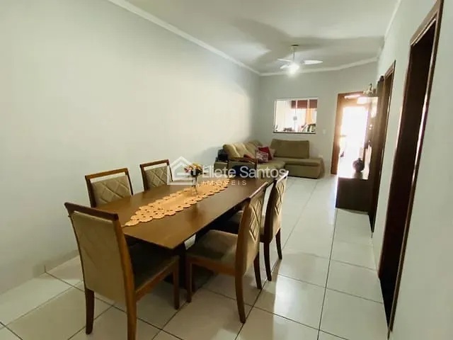 Casa com 150m² 2 quartos e 2 banheiros, à venda, no bairro Jardim Esplanada em Americana