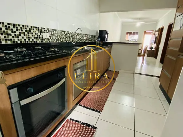 Casa com 150m² 2 quartos e 2 banheiros, à venda, no bairro Jardim Esplanada em Americana