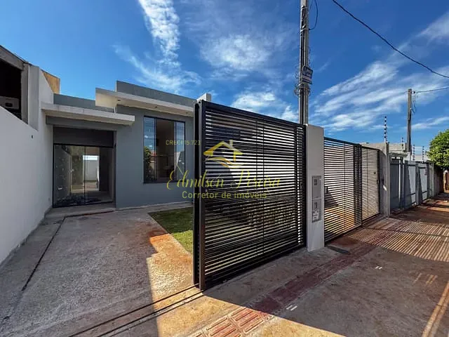 Casa com 125m² 2 quartos e 1 banheiro, à venda, no bairro Jardim Pequena Londres em Londrina