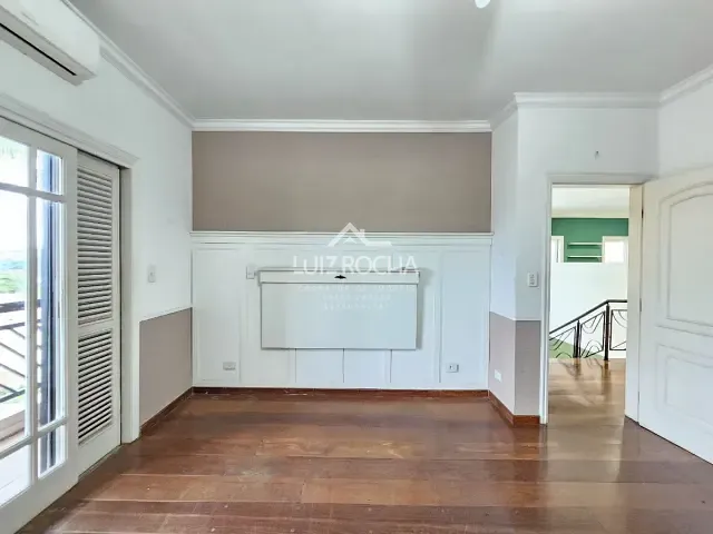 Casa com 540m² 5 quartos e 7 banheiros, à venda, no bairro Alphaville em Santana de Parnaíba