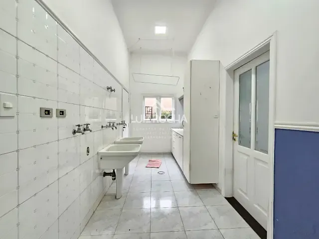 Casa com 540m² 5 quartos e 7 banheiros, à venda, no bairro Alphaville em Santana de Parnaíba