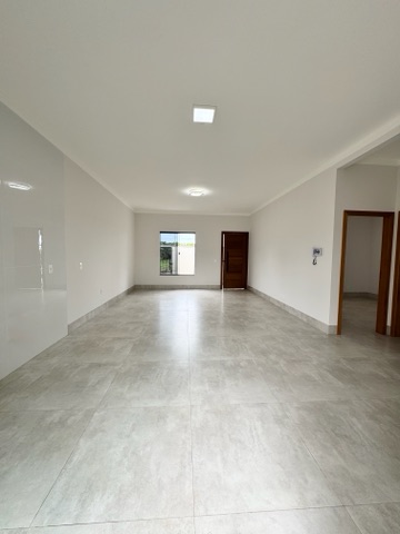 Casa com 250m² 2 quartos e 2 banheiros, à venda, no bairro Jardim Araguaia II em Nova Mutum