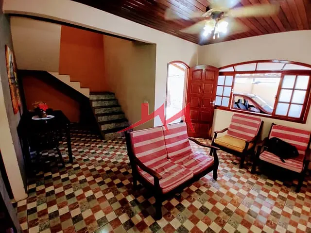 Casa com 150m² 2 quartos e 2 banheiros, à venda, no bairro Monjolos em São Gonçalo