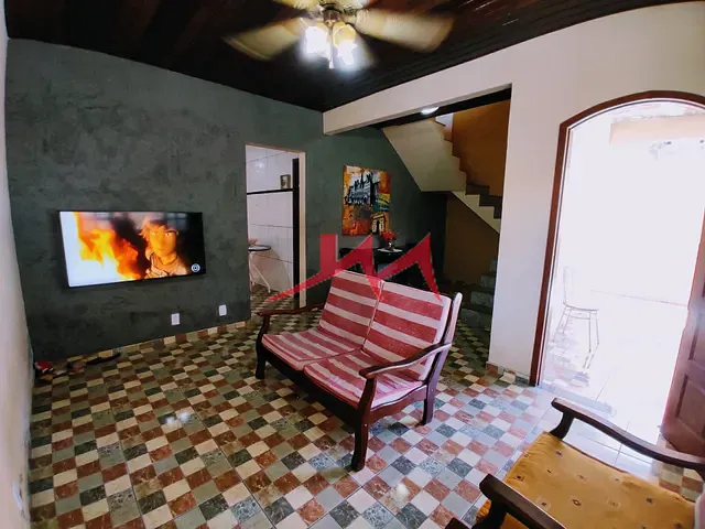 Casa com 150m² 2 quartos e 2 banheiros, à venda, no bairro Monjolos em São Gonçalo