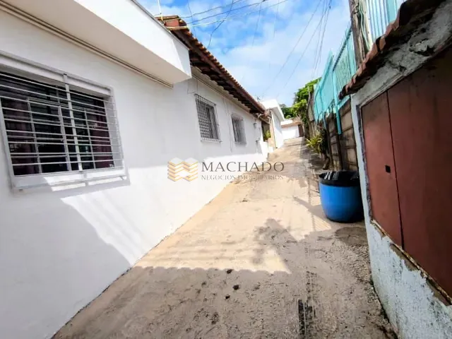 Casa 2 quartos e 2 banheiros, à venda, no bairro Vila Nova Jundiainópolis em Jundiaí