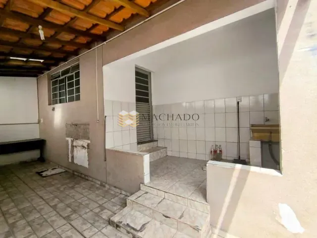 Casa 2 quartos e 2 banheiros, à venda, no bairro Vila Nova Jundiainópolis em Jundiaí