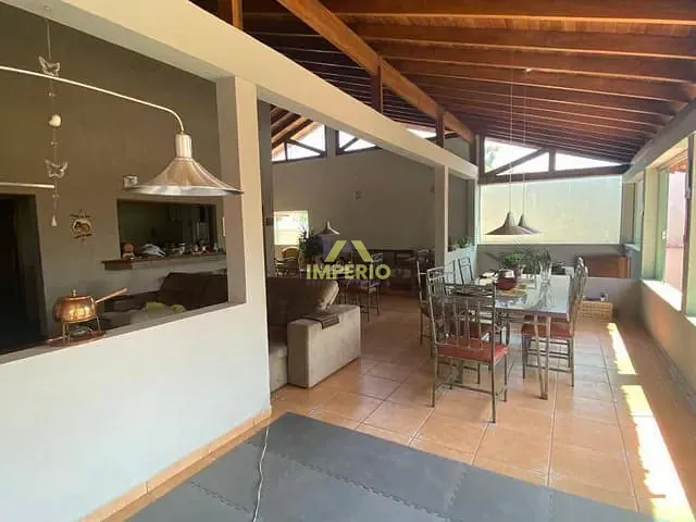 Casa 2 quartos e 3 banheiros, à venda, no bairro Terras de Santa Rosa em Salto