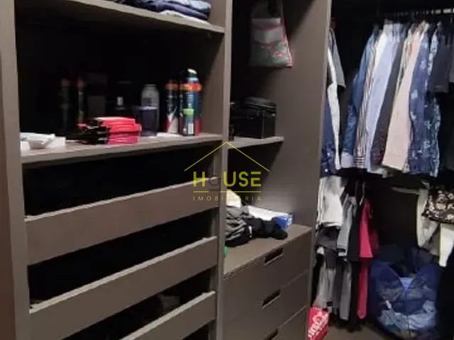 Casa com 400m², à venda, no bairro Residencial Jardins Athenas em Votuporanga