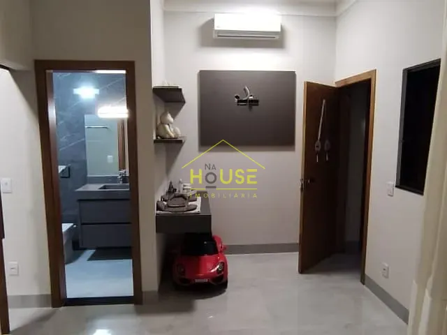 Casa com 400m², à venda, no bairro Residencial Jardins Athenas em Votuporanga