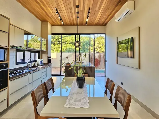 Casa com 300m² 3 quartos e 4 banheiros, à venda, no bairro Portal da Mata em Ribeirão Preto