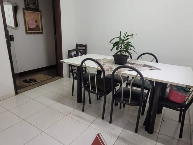 Casa com 250m² 4 quartos e 3 banheiros, à venda, no bairro Parque Progresso em Franca