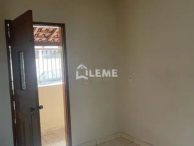 Casa 2 quartos e 1 banheiro, à venda, no bairro Vila Santa Rosa em Mococa