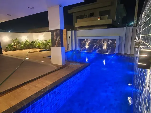 Casa com 298m² 4 quartos e 5 banheiros, à venda, no bairro Parque Tarcisio Miranda em Campos dos Goytacazes