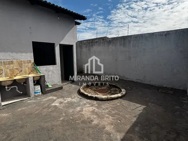 Casa 2 quartos e 2 banheiros, à venda, no bairro Parque Hayala em Aparecida de Goiânia