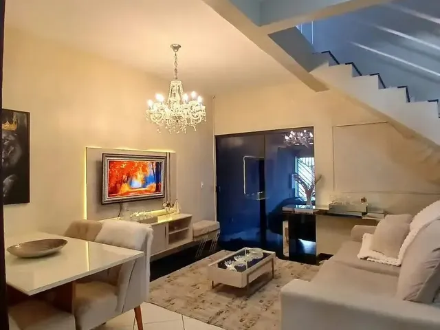 Casa com 10m² 3 quartos e 2 banheiros, para alugar, no bairro Interlagos em Londrina