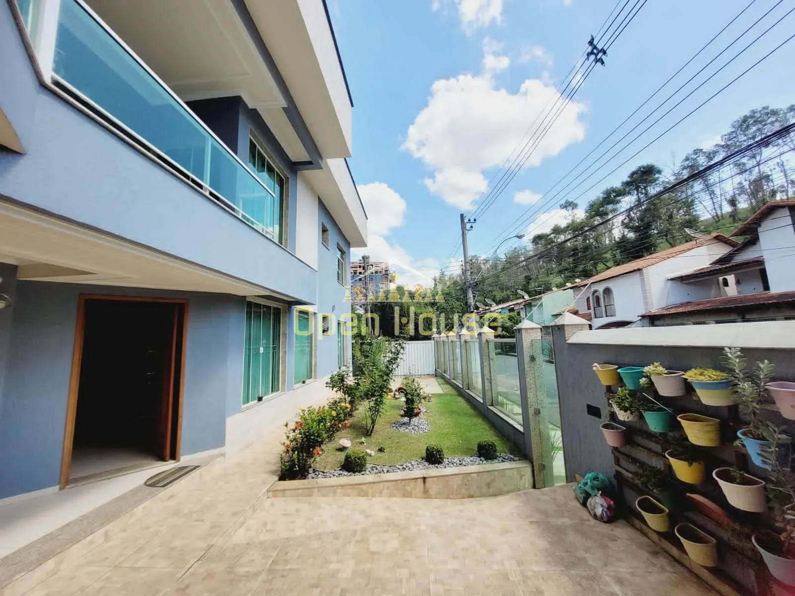 Casa, 4 quartos, 226 m² - Foto 1