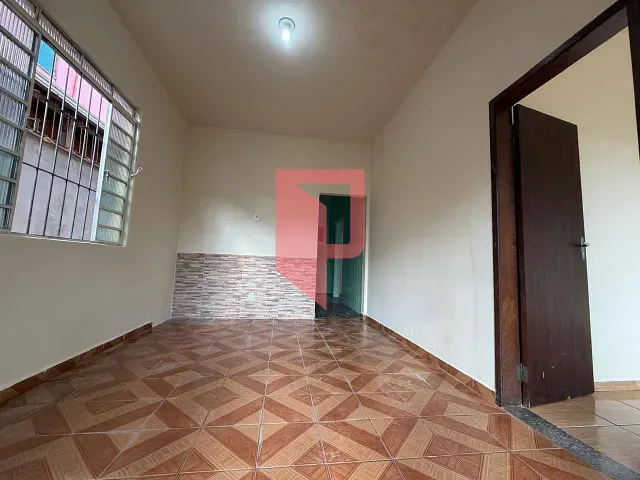 Casa 3 quartos e 1 banheiro, para alugar, no bairro Santa Cruz em Belo Horizonte