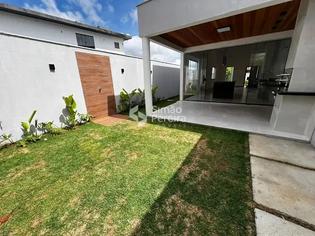 Casa com 374m² 3 quartos e 3 banheiros, à venda, no bairro Santos Dumont em Juiz de Fora