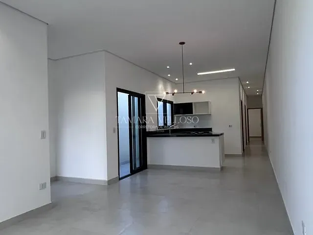 Casa 2 quartos e 2 banheiros, à venda, no bairro Vila Mogilar em Mogi das Cruzes