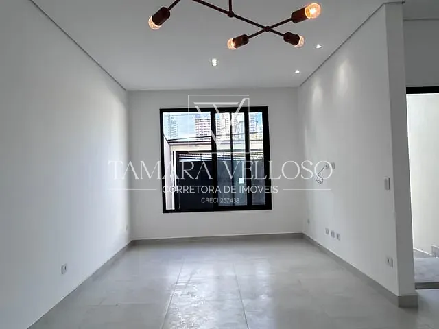 Casa 2 quartos e 2 banheiros, à venda, no bairro Vila Mogilar em Mogi das Cruzes