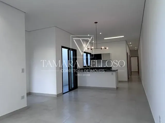 Casa 2 quartos e 2 banheiros, à venda, no bairro Vila Mogilar em Mogi das Cruzes
