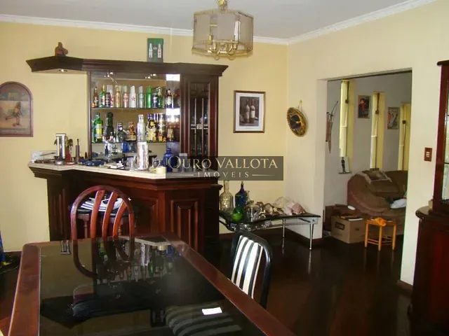 Casa com 500m² 4 quartos e 3 banheiros, para alugar, no bairro Vila Brasílio Machado em São Paulo