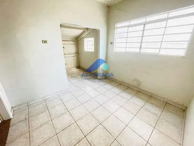 Casa com 288m² 2 quartos e 2 banheiros, à venda, no bairro Santana em São José dos Campos