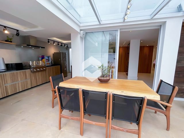 Casa com 375m² 3 quartos e 4 banheiros, à venda, no bairro Recreio dos Bandeirantes em Rio de Janeiro