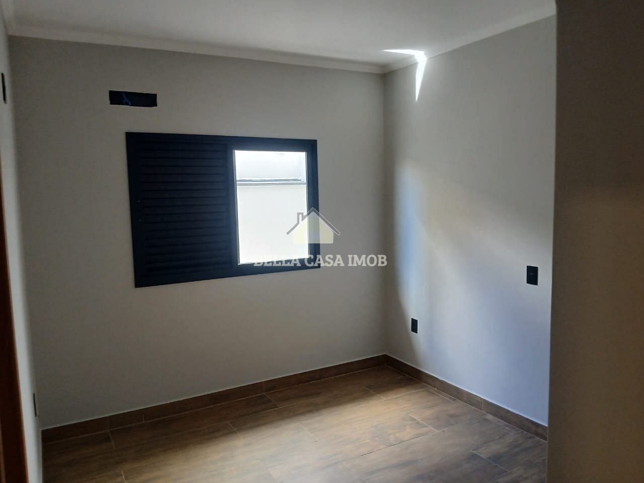 Casa à venda com 3 quartos, 160m² - Foto 2